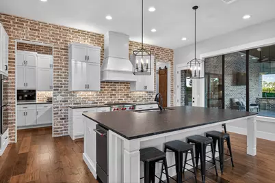 325 Sundance Trail, Liberty Hill, TX 78642 - Photo 11