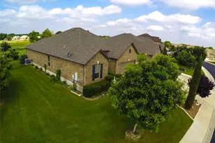 31428 Kingsway Rd, Georgetown, TX 78628 - Photo 21