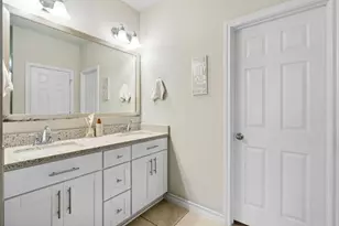 442 Thornless Cir, Buda, TX 78610 - Photo 17