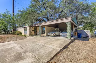 5702 Fairlane Dr, Austin, TX 78757 - Photo 3
