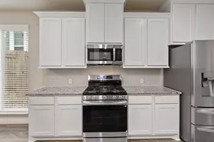 180 Santa Maria St, Georgetown, TX 78628 - Photo 15
