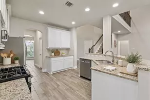 180 Santa Maria St, Georgetown, TX 78628 - Photo 11