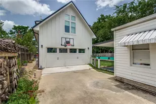 2206 Iva Ln, Austin, TX 78704 - Photo 5