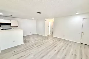 403 Country Aire Dr, Round Rock, TX 78664 - Photo 3