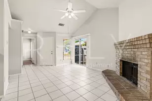 409 Greenlawn Blvd, Round Rock, TX 78664 - Photo 9