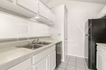 409 Greenlawn Boulevard, Round Rock, TX 78664 - Photo 15