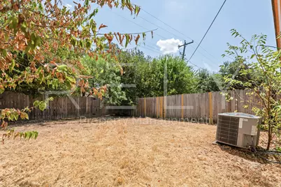 409 Greenlawn Boulevard, Round Rock, TX 78664 - Photo 27
