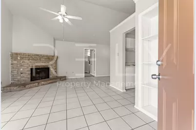 409 Greenlawn Boulevard, Round Rock, TX 78664 - Photo 5