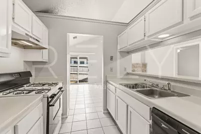409 Greenlawn Boulevard, Round Rock, TX 78664 - Photo 13
