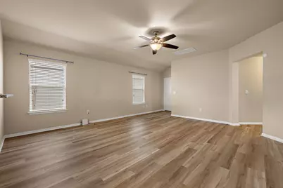 12105 Jamie Drive, Manor, TX 78653 - Photo 11