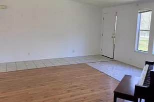 185 Peace Pipe, Smithville, TX 78957 - Photo 13