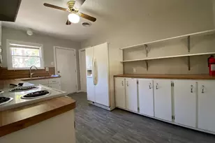 1818 S 39th St, Temple, TX 76504 - Photo 3