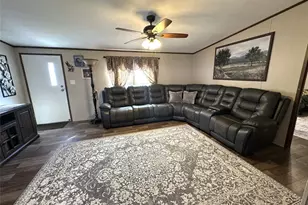 717 East Lafayette St, La Grange, TX 78945 - Photo 3