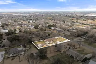 1612 Meadow Ln, Taylor, TX 76574 - Photo 33