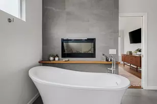 1612 Meadow Ln, Taylor, TX 76574 - Photo 19