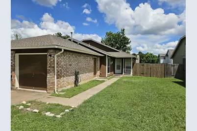 805 Lexington Road #B, Elgin, TX 78621 - Photo 1