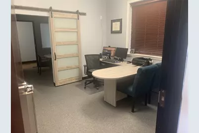 8011 Brodie Lane, Austin, TX 78745 - Photo 9