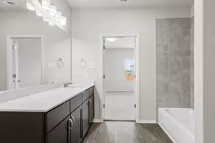 2428 Ambling Trl, Georgetown, TX 78628 - Photo 3