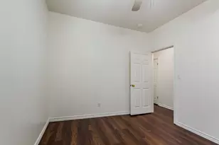 8708 Weiser Dr, Austin, TX 78729 - Photo 25