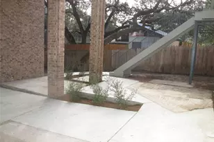 513 S Park Dr, Austin, TX 78704 - Photo 3
