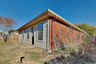 12529 Sky Harbor Dr, Del Valle, TX 78617 - Photo 15