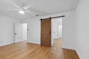 1900 Rampart Cir, Austin, TX 78727 - Photo 5