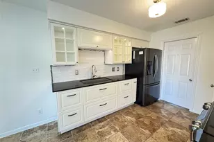 221 Stowaway Cove, Lakeway, TX 78734 - Photo 7