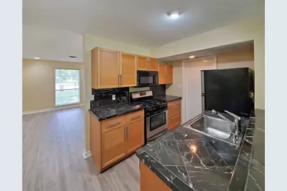 6805 Deborah Drive, Austin, TX 78752 - Photo 5