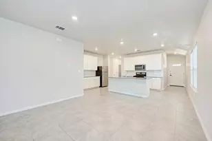 524 Longmount Cv, Liberty Hill, TX 78642 - Photo 15