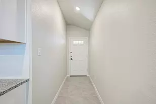 524 Longmount Cv, Liberty Hill, TX 78642 - Photo 5