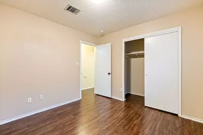 1236 Hughmont Drive, Pflugerville, TX 78660 - Photo 11