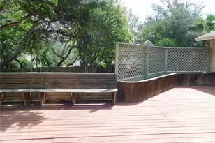 1006 Porpoise St, Lakeway, TX 78734 - Photo 9