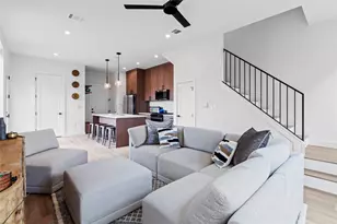 506 Krebs Ln, Austin, TX 78704 - Photo 5