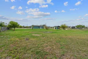 128 Monterrey Hills Dr, Del Valle, TX 78617 - Photo 29