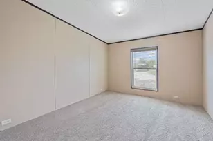 128 Monterrey Hills Dr, Del Valle, TX 78617 - Photo 23