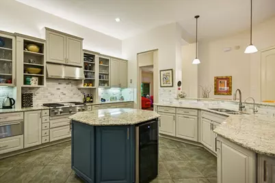 10612 Camillia Blossom Lane, Austin, TX 78748 - Photo 9