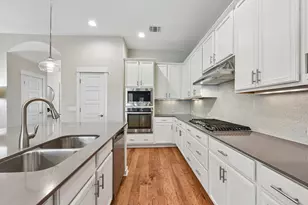 3917 Vaughan St, Austin, TX 78723 - Photo 11