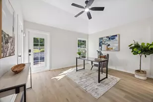 6324 Bon Terra Dr, Austin, TX 78731 - Photo 23