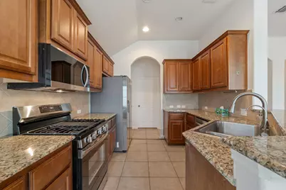 19500 Melwas Way, Pflugerville, TX 78660 - Photo 13