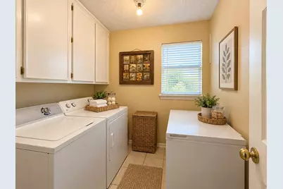 3919 Eagles Nest Street, Round Rock, TX 78665 - Photo 19