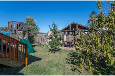 216 Millers Loop, Jarrell, TX 76537 - Photo 23