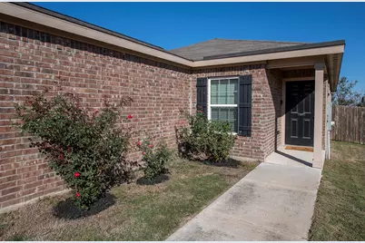 216 Millers Loop, Jarrell, TX 76537 - Photo 3