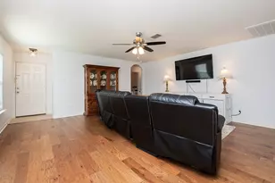 216 Millers Loop, Jarrell, TX 76537 - Photo 5