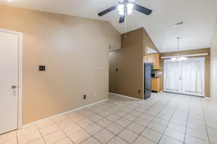 1015 E Yager Ln, Austin, TX 78753 - Photo 17