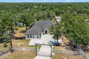 127 Medlar Dr, Cedar Creek, TX 78612 - Photo 9