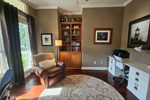 107 W Majestic Oak Ln, Georgetown, TX 78633 - Photo 5