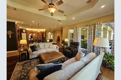 107 W Majestic Oak Lane, Georgetown, TX 78633 - Photo 13