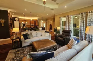 107 W Majestic Oak Ln, Georgetown, TX 78633 - Photo 17