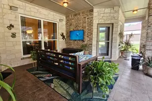 107 W Majestic Oak Ln, Georgetown, TX 78633 - Photo 37