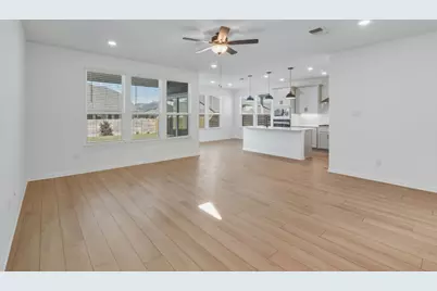 337 Foresail Road, Leander, TX 78641 - Photo 5